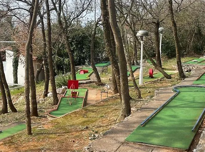 Erin's מלון דראמליי