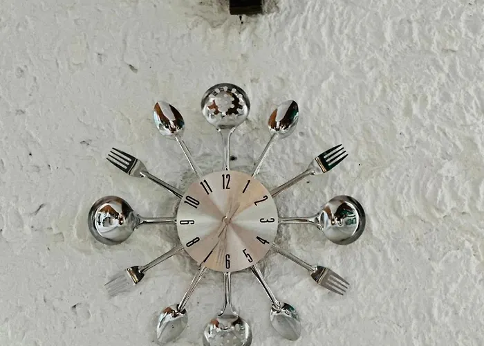 Erin's 3* דראמליי